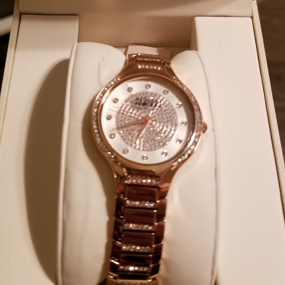 Brand new Badgley Mischka Gold Watch